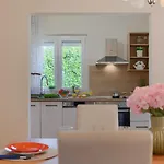 Villa Alma By Guide *