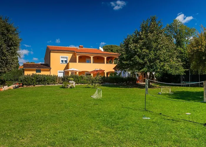 Villa Alma By Guide